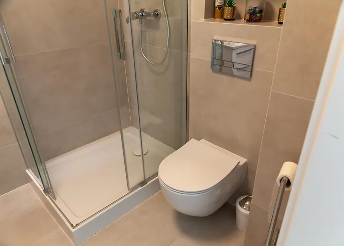 Na Pogodnie 500 Metrow Od Szpitala Na Unii Lubelskiej Bezplatny Parking * Stettin